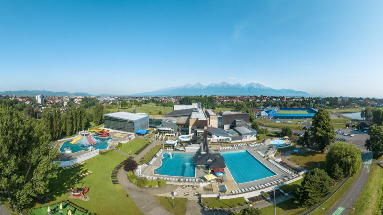 AQUACITY POPRAD BASENY TERMALNE I LECZNICZE NA SŁOWACJI AQUAPARKI